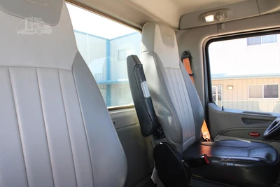 Used 2019 PETERBILT 567 Tractors & Trailers Texas US | Roll Off Truck World #1486370