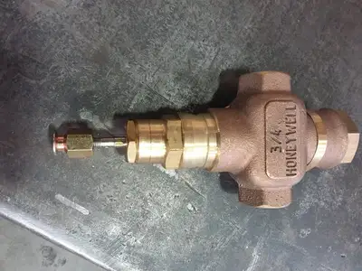 NEW HONEYWELL V5011N 2055