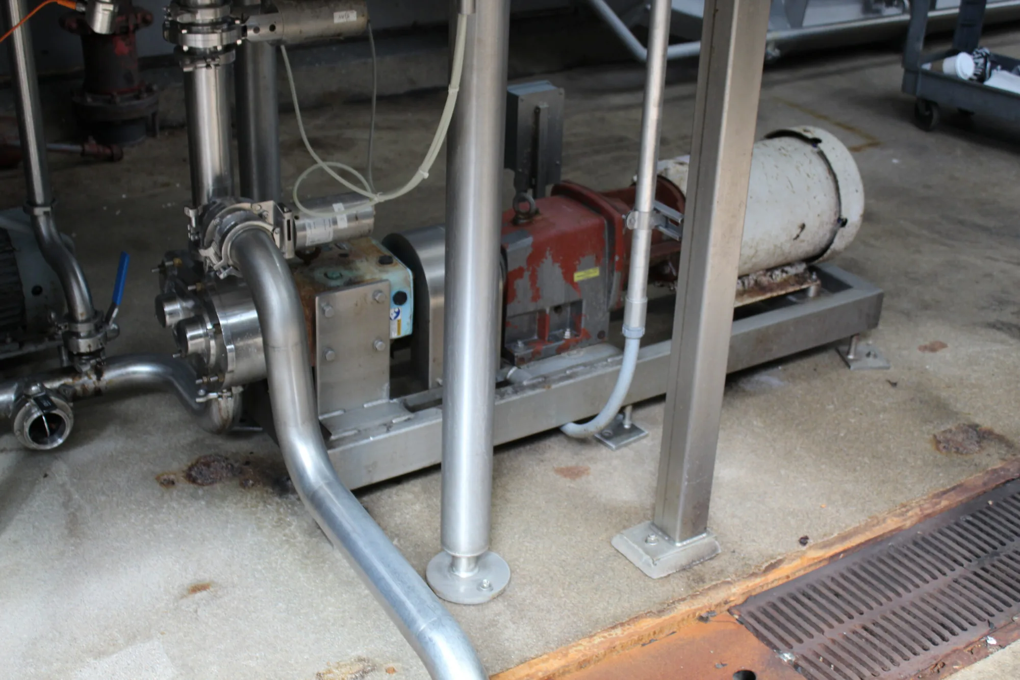 Displacement Pump