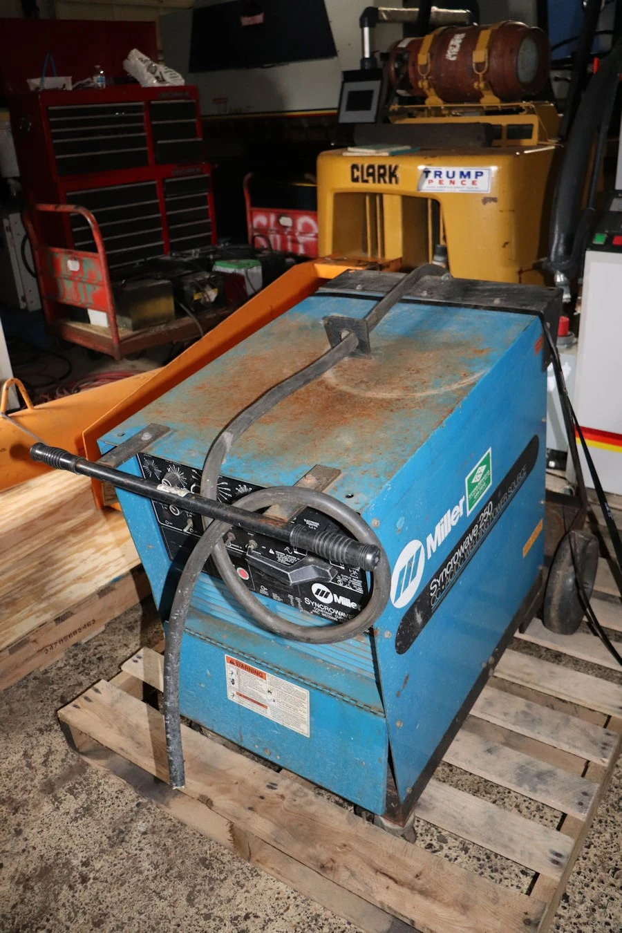 USED MILLER SYNCROWAVE 250