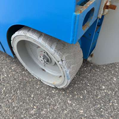 USED 2015 Genie GS-1930