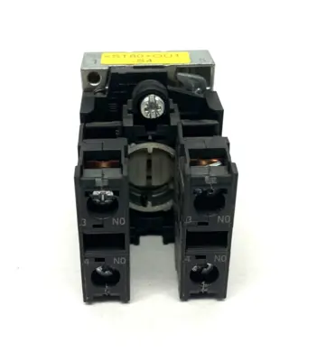 3SU1050-4BF01-0AA0 | Siemens RONIS Key-Operated Switch 22mm Round w/ 2x NO Contact - Used