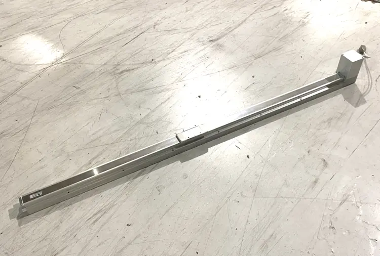 Used SMC Electric Belt Drive Slider Actuator, Body Size 25 Linear Actuators Michigan US | Maverick Industrial Sales #1441214
