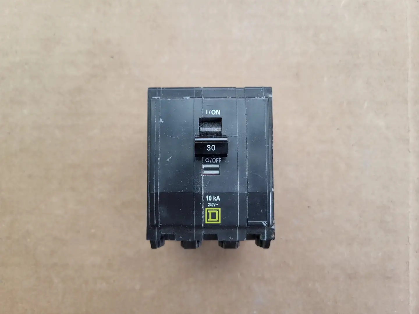 Used SQUARE D QOB330 Switchgears British Columbia CA | Lenmark #1438534