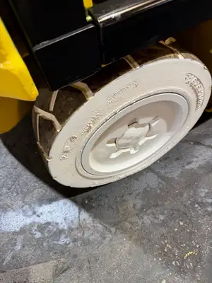 Used 2020 Yale ERC055VGN 4-Wheel Sit down Electric Counterbalance Forklifts New York US | United Lift #1446655