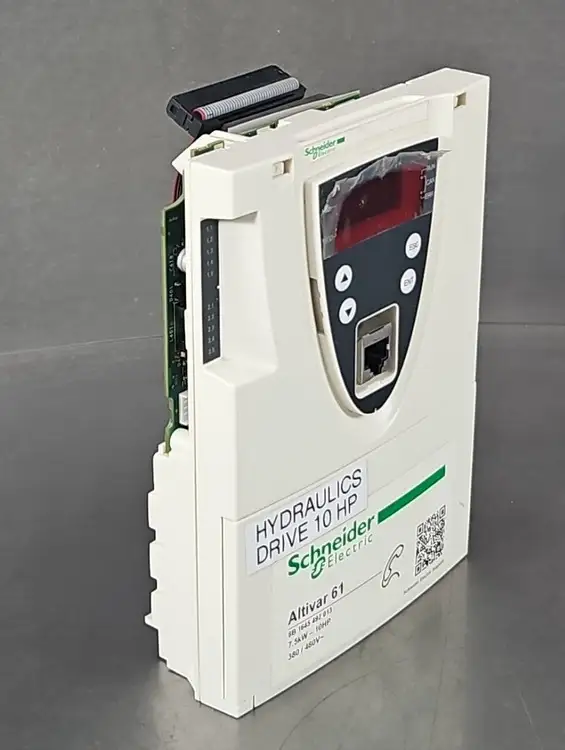 Used Schneider SCHNEIDER Altivar 61 8B1645492013 PLC Processors | Palmetto Automation #1151728