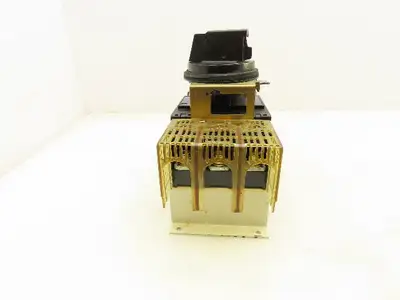 Mitsubishi Electric NF225-CP Circuit Breaker Non-Fused 3P 125A 600VAC W/Switch