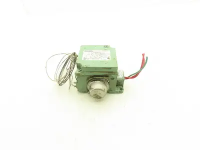 Barksdale THR-L2S-10X-Q10 Temperature Switch 125/250/480VAC 25-325°F