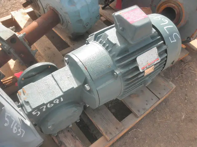 Used RELIANCE 210WG21F Gearboxes | Power Zone Equipment #970203