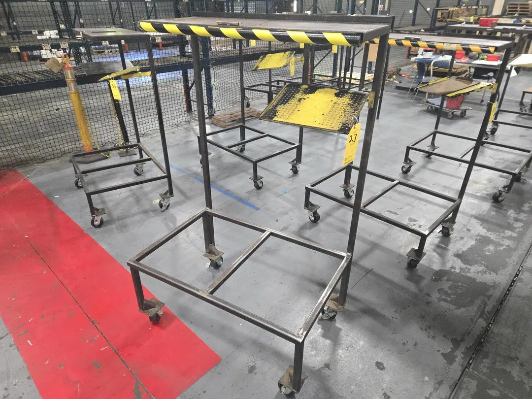 (1)Rolling Pallet Stand