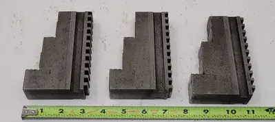 Used _UNKNOWN_ CHUCK JAWS – 3 PIECE SET Misc Industrial Equipment Kentucky US | Aucto #687696