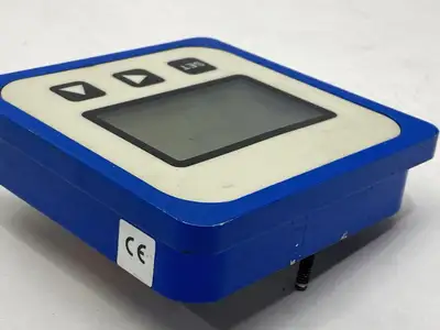 FT420 | Seametrics  Digital Flow Rate And Total Indicator - For parts or not working