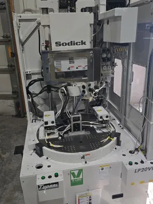 2017 SODICK LP20VRE Vertical Injection Molding Machine | Strand Industrial Machinery Co. (2)