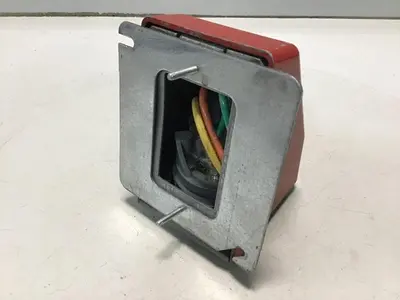 USED HUBBELL HBL2730AR