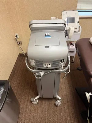 Used 2020 LUMENIS QUATTRO WITH XC 805 AND ET HAND PIECES, HAIR REMOVAL, PIGMENTED LESIONS, VASCULAR LESIONS Lasers / Laser Systems Minnesota US | Midwest Medical #1467819