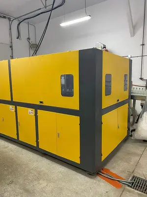 Water-Blow Molding Machine
