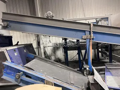 Used UNKNOWN MANUFACTURER USED 48 INCH X 30 FOOT NON-CLEATED RUBBER BELT INCLINE CONVEYOR Conveyors Illinois US | US Recycling Equipment #1556633