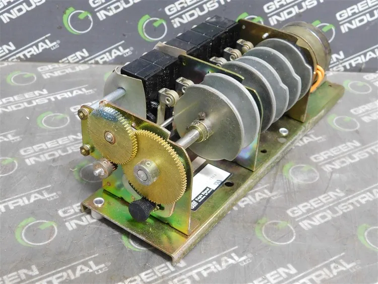 Used EAGLE SIGNAL MP6A607 Electrical Controls | Green Industrial #680266