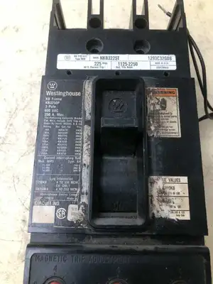 Westinghouse KB3250F 3 Pole 250A Molded Case Circuit Breaker 600VAC