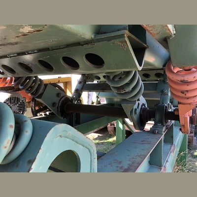 Edem Chip and Sawdust Feeder