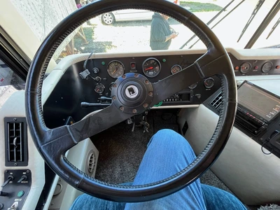 Used 1990 _UNKNOWN_ _UNKNOWN_ Campers, Caravans, Motorhomes Washington US | KNM Equipment Sales & Service #1516489