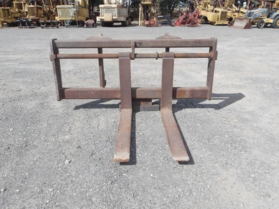 Used CATERPILLAR IT Pallet Forks California US | Western Trencher & Equipment, Inc. #1497707