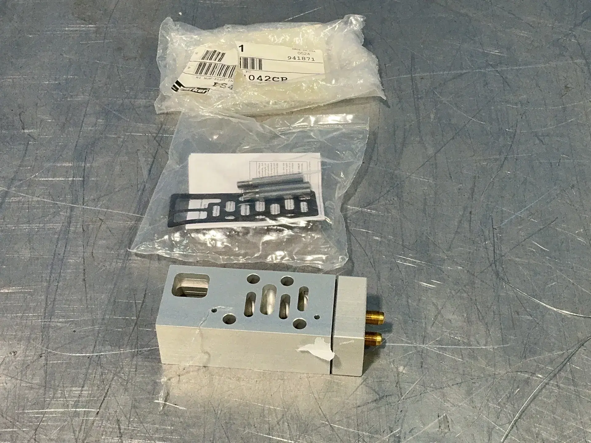 New | in-Stock PARKER PS4042CP Pumps Ohio US | HGR 24 #1325376
