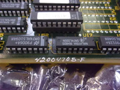 USED Universal Instruments 42004705-F