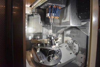 USED 2015 OKUMA MU-6300V