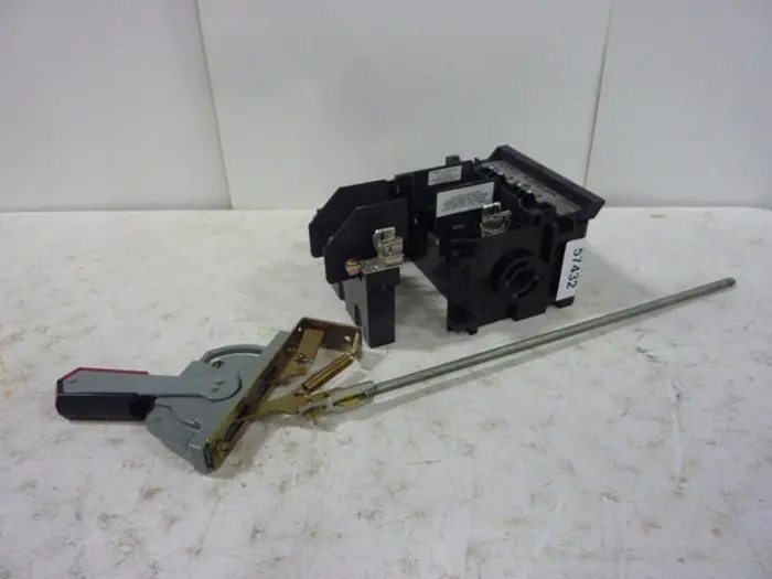 USED ALLEN BRADLEY 1494V-DS30 SER A