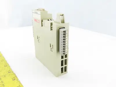 Siemens 6FC5111-0CA02-0AA0 16 PT Compact output Module Lot of 2