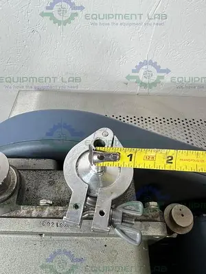 USED WELCH 1402N CHEMSTAR RUGGED BELT  VACUUM PUMP W/ MOTOR DIVISION C63CXGZP MOTOR