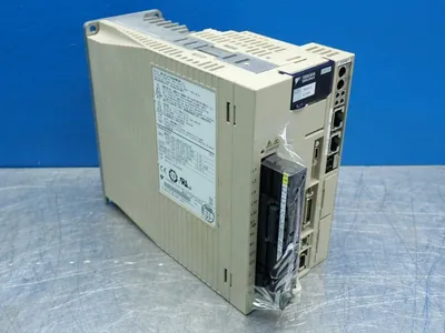 USED YASKAWA SGDV3R8AE1A002000