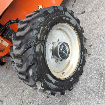 USED 2016 JLG 600S