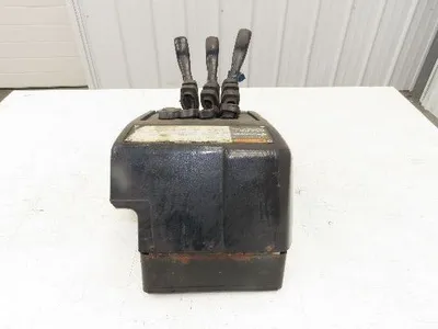 Hyster E60XM2-33 Forklift Sideshift 3 Lever Controls And Model Label