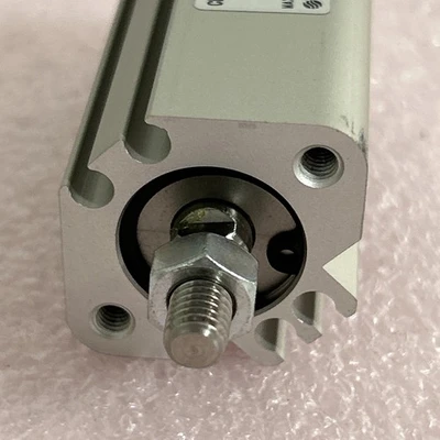 NEW SMC CDQ2D16-30DCMZ