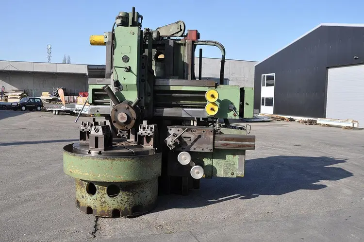 Used STANKO Ø 1600 MM Vertical Boring Mills (incld VTL) BE | Apt International N.V #361773