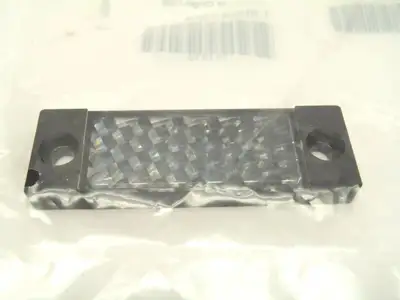 BAM00W7 BOS R33 | Balluff BAM00W7 Reflector 19mm x 60mm BOS R-33 - New