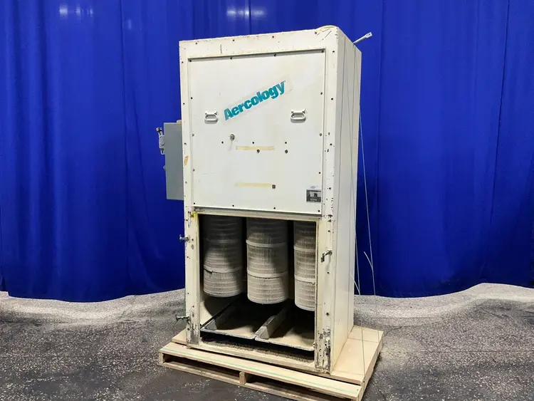 Used AERCOLOGY AERBOOTH Dust Collectors Ohio US | HGR 24 #1322779
