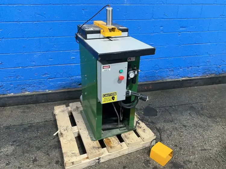 Used CASTLE, INC TSM22 Pocket Hole Machines Ohio US | HGR 24 #1345173