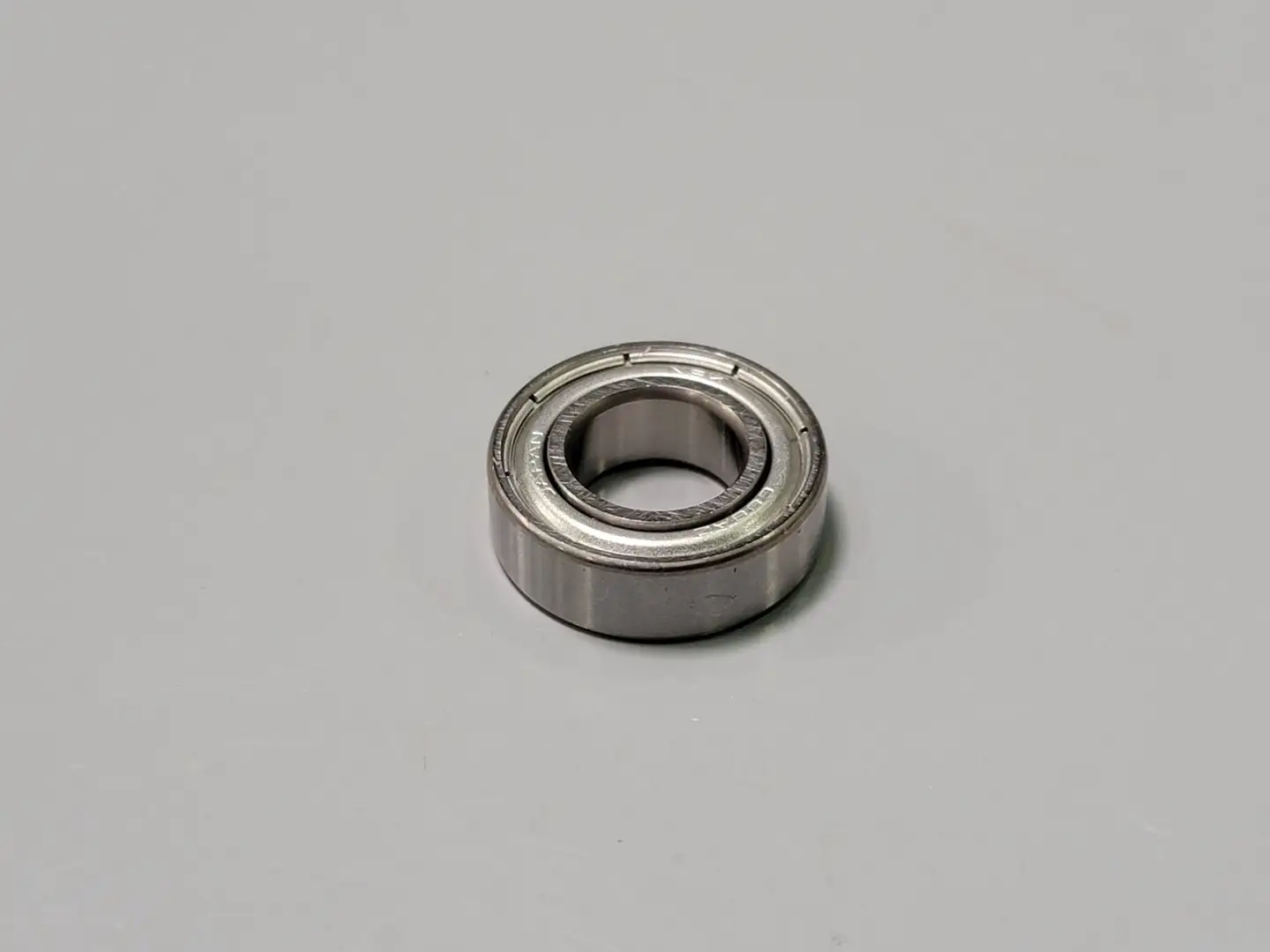 Single Row Deep Groove Ball Bearing No. 688AZ