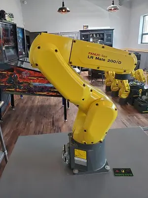 USED 2016 FANUC LR MATE 200ID