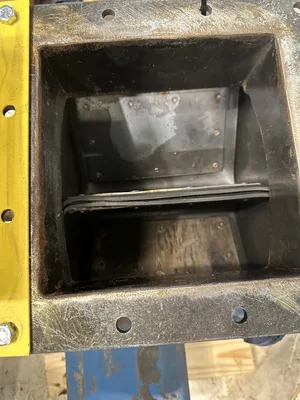 Used _UNKNOWN_ 8AN Dust Collector Accessories West Virginia US | Cooper Industries #1409727