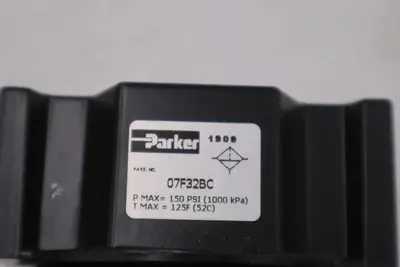 PARKER 07F32BC / 07F32BC PNEUMATIC FILTER REGULATOR 1/2" FILTER - STOCK GF514