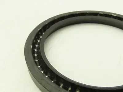Klozure 25003-5023 Oil Seal Split Mill-Right N 3.00" Shaft 4.00" Bore  Lot of 3