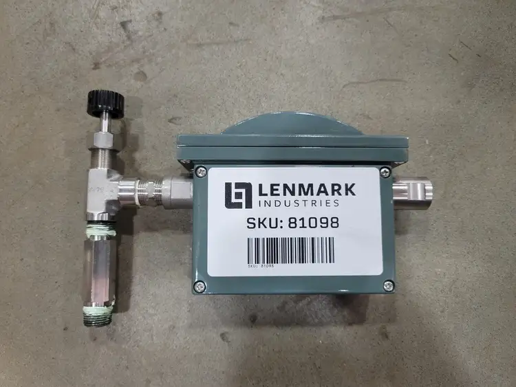 Used TOKYO KEISO CM-21-900 Valves/Fittings British Columbia CA | Lenmark #258895