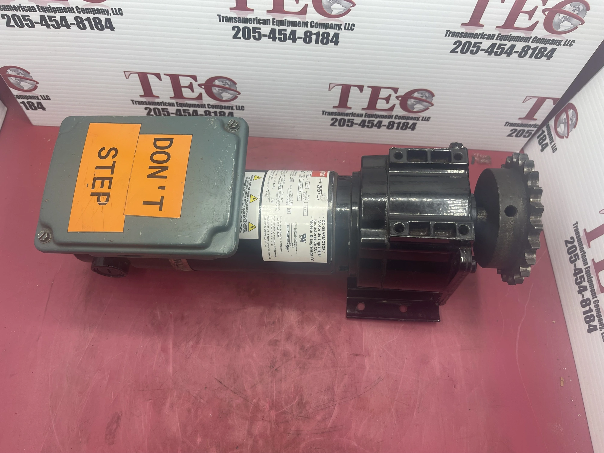 Dayton 2H575A 90RPM 90V 1/4HP Gear Motor