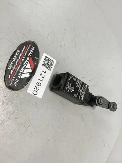 Used SCHMERSAL TV14H236-20ZM20-1807 Relays & Switches Michigan US | Ideal Machinery #580433