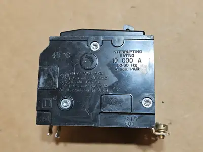 Used SQUARE D QOB315 Switchgears British Columbia CA | Lenmark #1438564