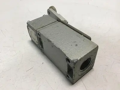 USED TELEMECANIQUE C2JK05